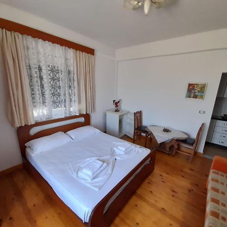 Rey Garden Villa Vlorë 外观 照片